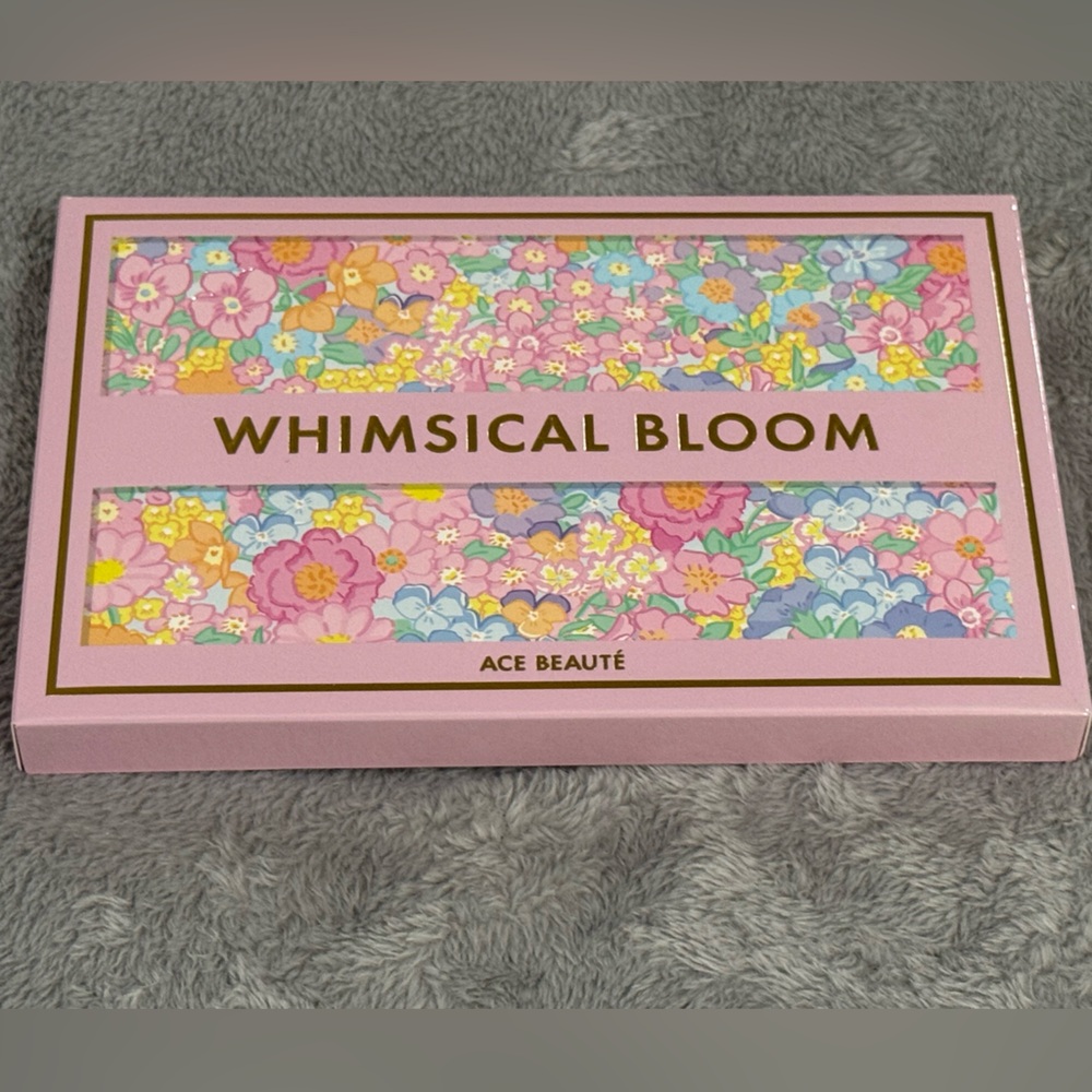Ace Beauté Whimsical Bloom 15 shade Eyeshadow Palette! New in package! - Picture 2 of 12